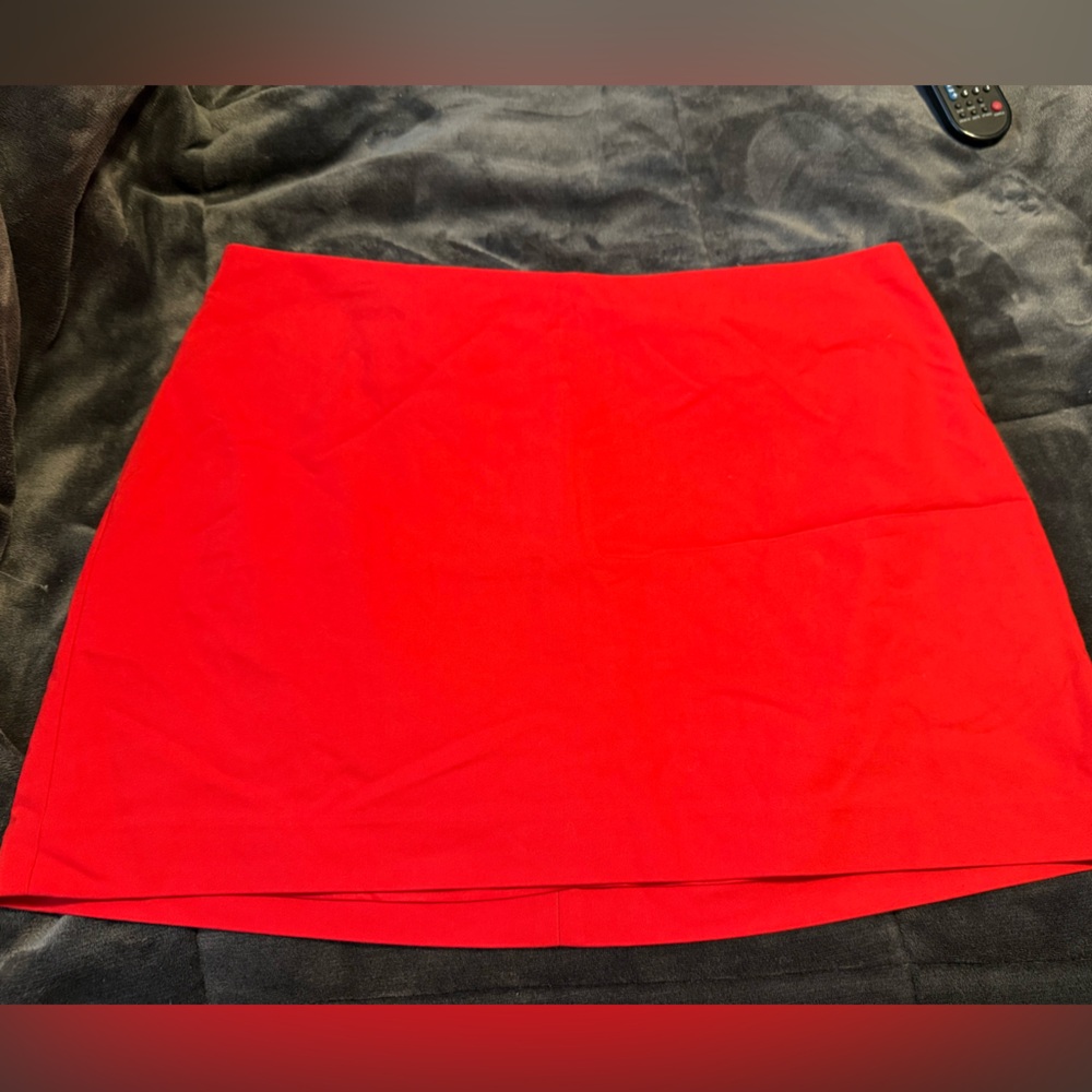 Express Red Skirt Size 18 NWT
